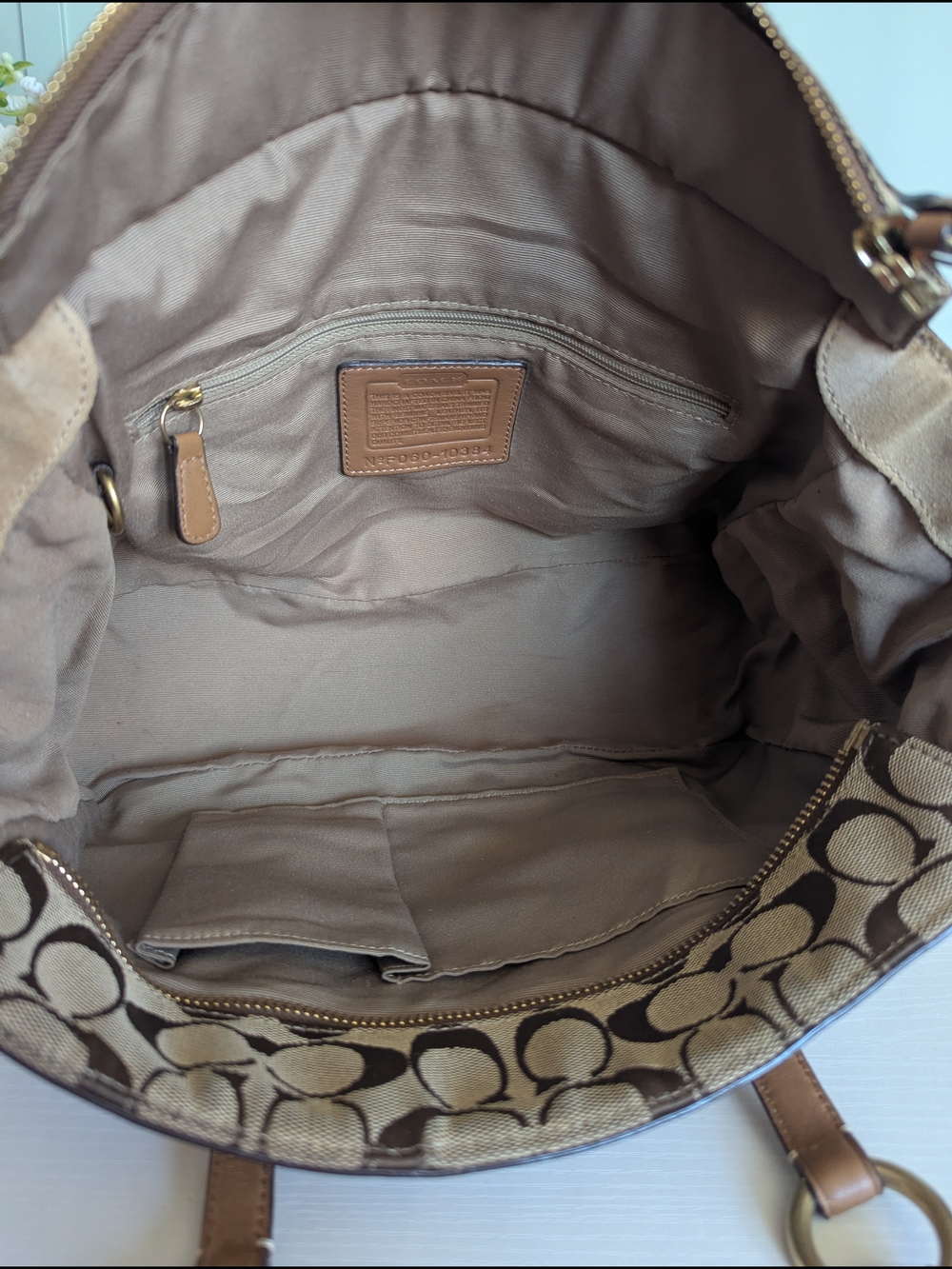 Coach Vintage Brown Signature Canvas Tote Bag - Picture 9 of 11